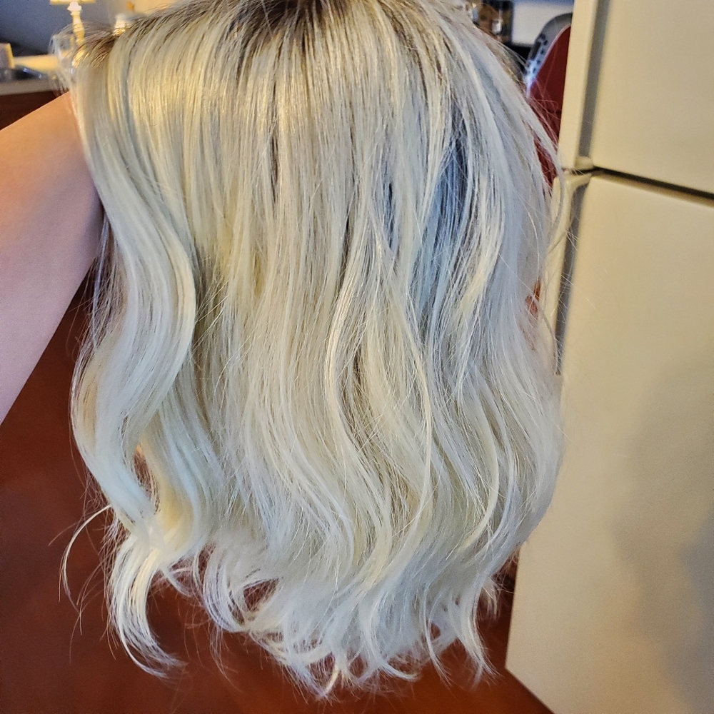 Belle Tress Columbia in bombshell blonde
